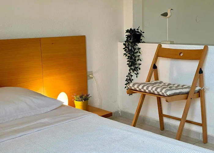 Sunset Hill Escape *