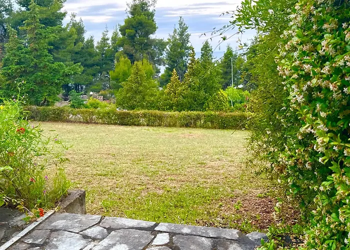 Sunset Hill Escape Skála Foúrkas