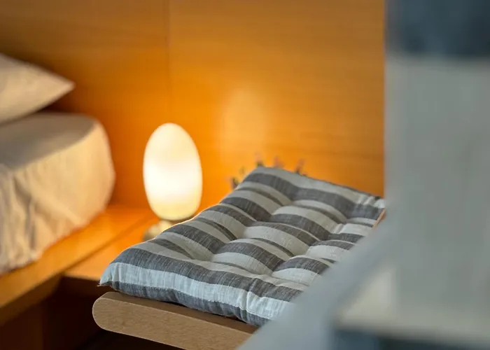 Sunset Hill Escape *