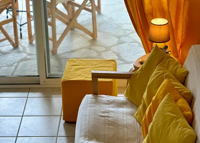 Sunset Hill Escape *